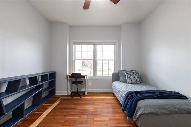 12815 Hubbard Road, Kansas City, KS 66109