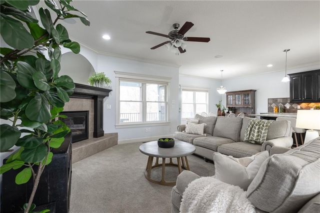 12815 Hubbard Road, Kansas City, KS 66109