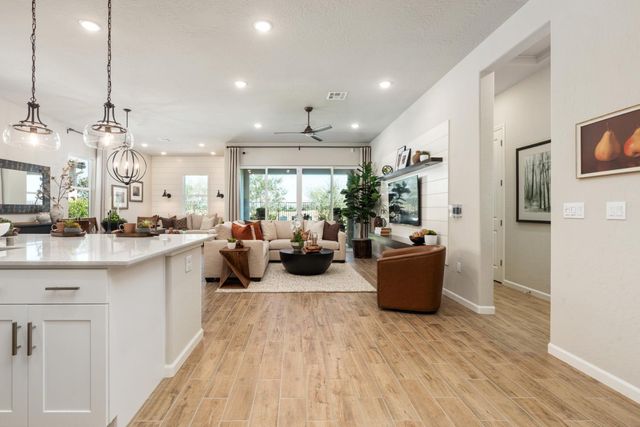 739 Solar Lane, Clovis, CA 93619