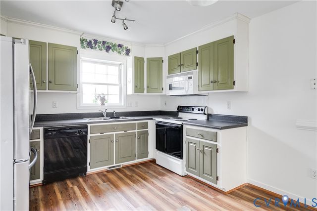 11701 Clear Ridge Dr, Chesterfield, VA 23112