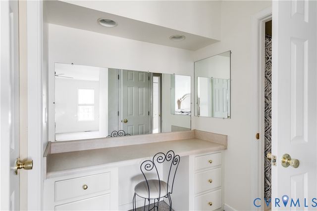 11701 Clear Ridge Dr, Chesterfield, VA 23112