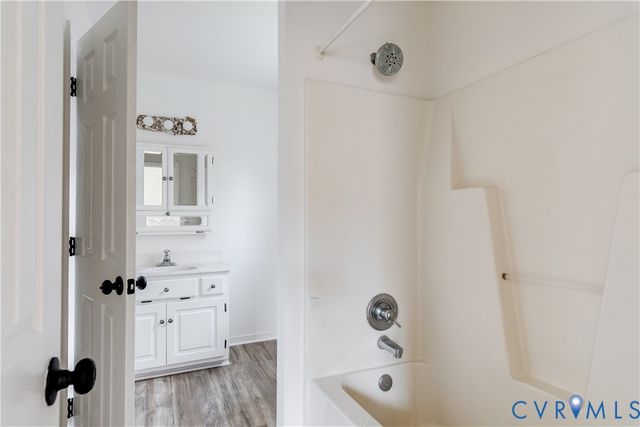 11701 Clear Ridge Dr, Chesterfield, VA 23112