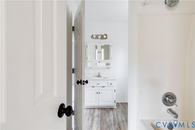 11701 Clear Ridge Dr, Chesterfield, VA 23112