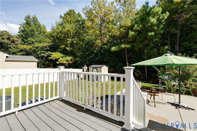 11701 Clear Ridge Dr, Chesterfield, VA 23112