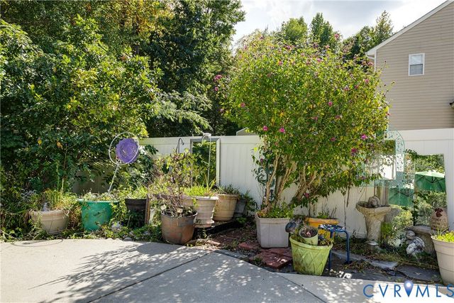 11701 Clear Ridge Dr, Chesterfield, VA 23112