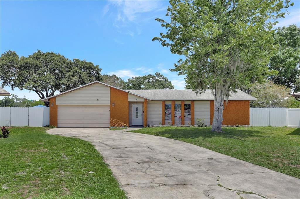 7 MADEIRA AVENUE, Orlando, FL 32825
