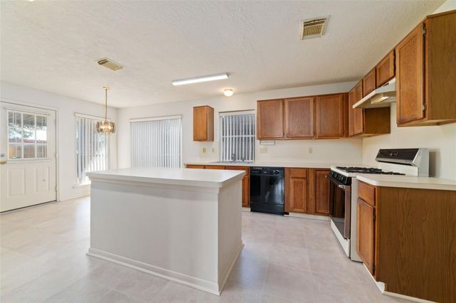 3327 Keygate Drive, Spring, TX 77388