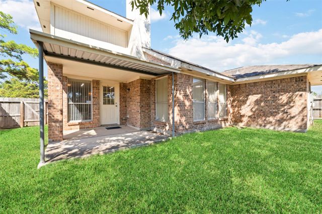 3327 Keygate Drive, Spring, TX 77388