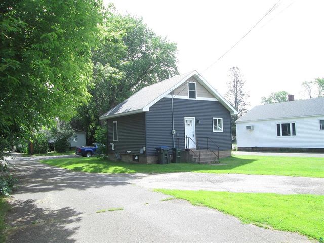 421 8th Street, Cloquet, MN 55720