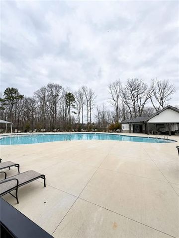 360 Salt Lake Lane Lane, Hoschton, GA 30548