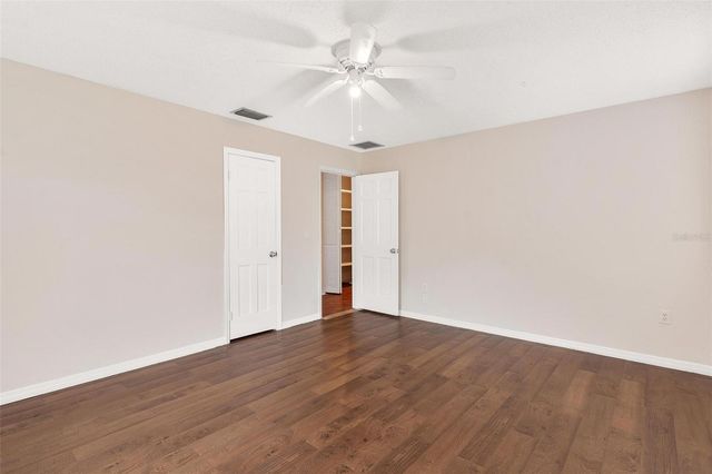 2500 URICK STREET, Fruitland Park, FL 34731