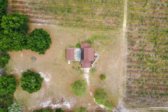 2500 URICK STREET, Fruitland Park, FL 34731