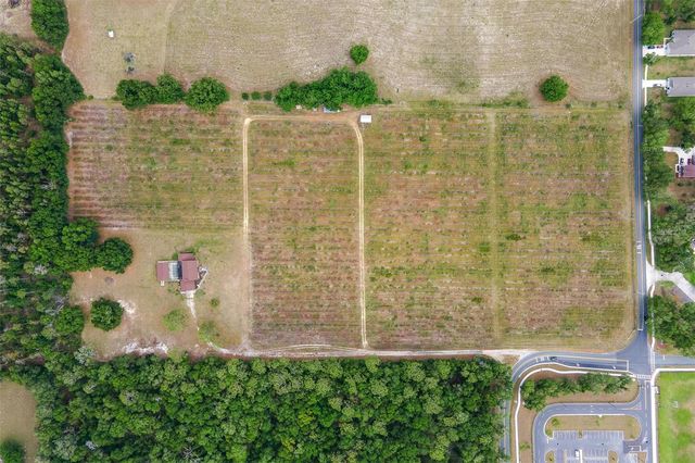 2500 URICK STREET, Fruitland Park, FL 34731