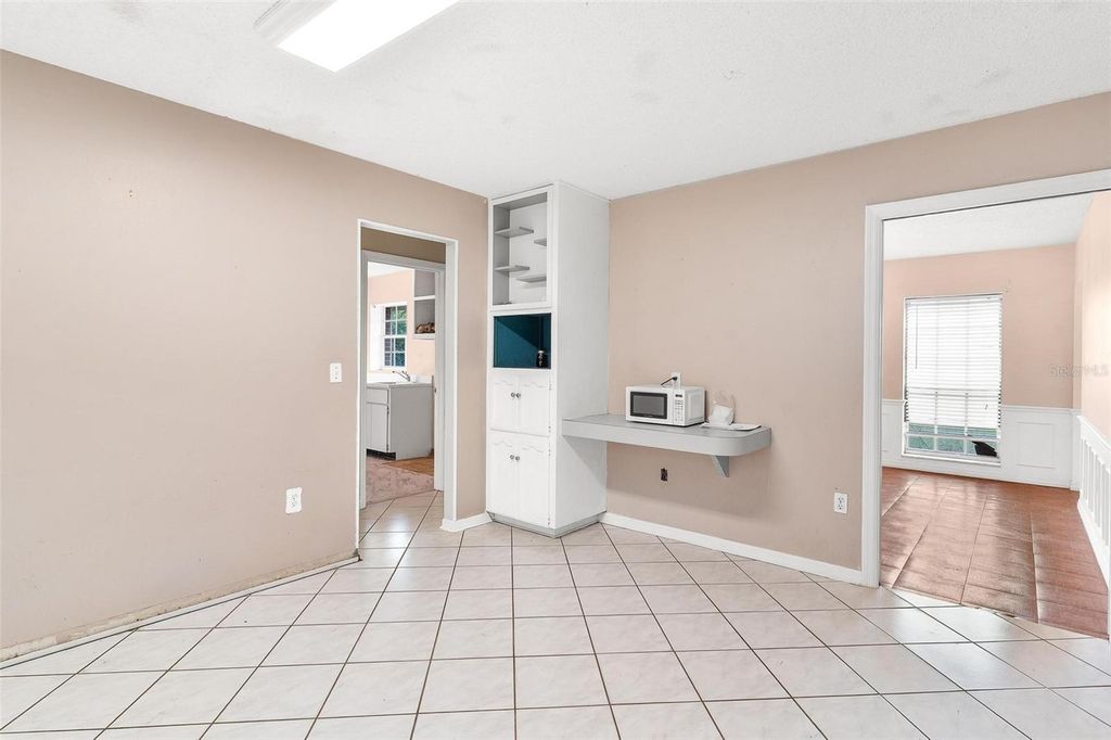 Image 15 of property listing at 2500 URICK STREET, Fruitland Park, FL 34731