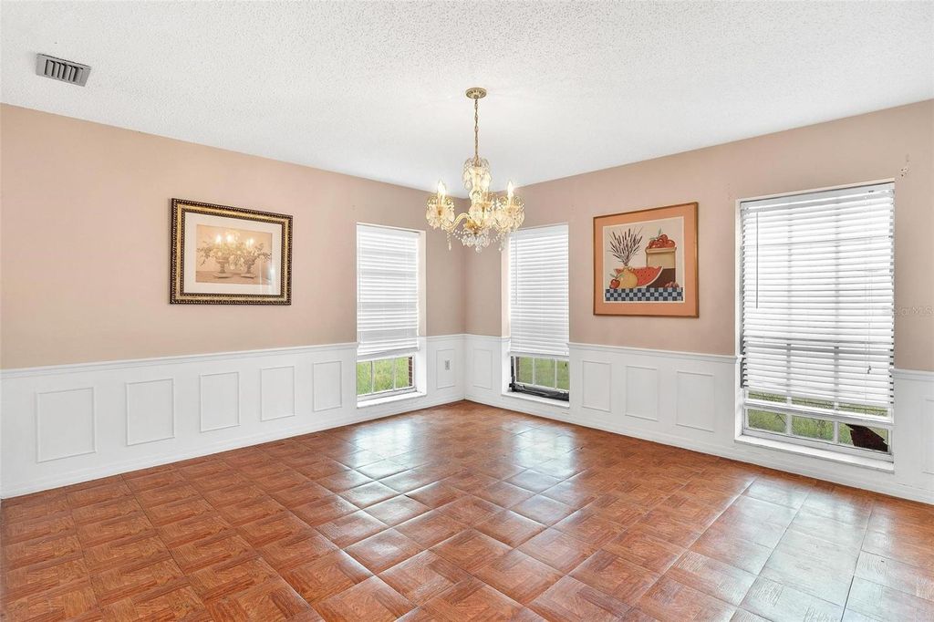 Image 16 of property listing at 2500 URICK STREET, Fruitland Park, FL 34731