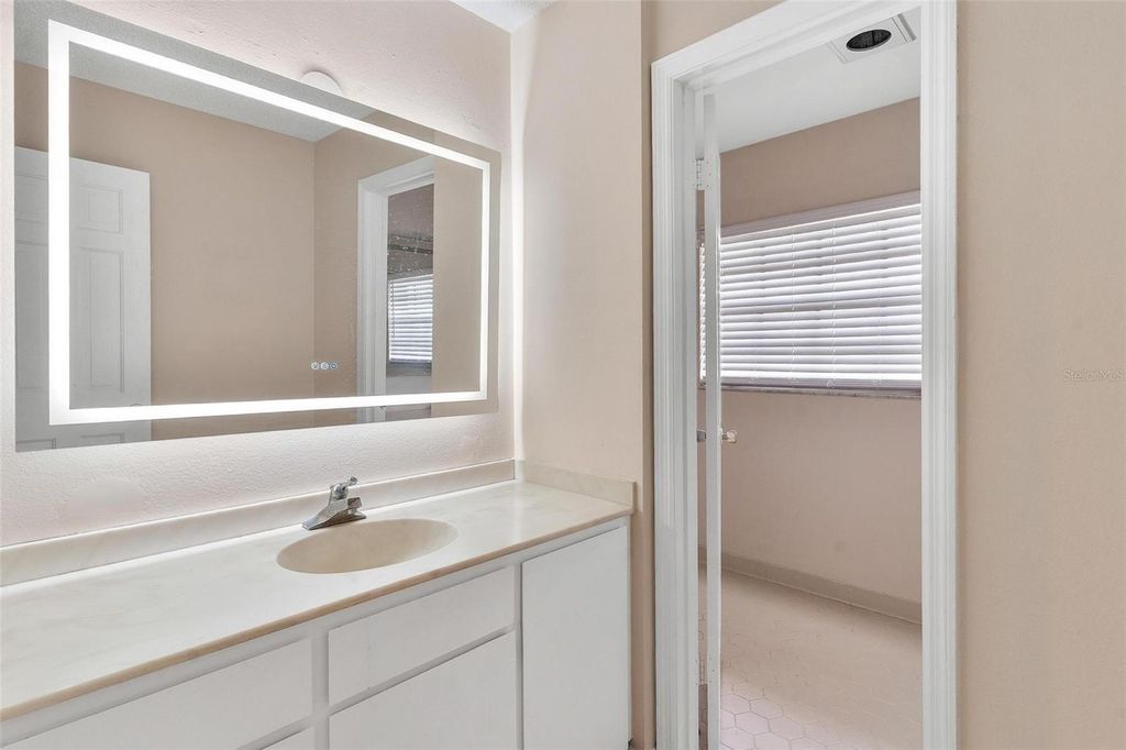 Image 26 of property listing at 2500 URICK STREET, Fruitland Park, FL 34731