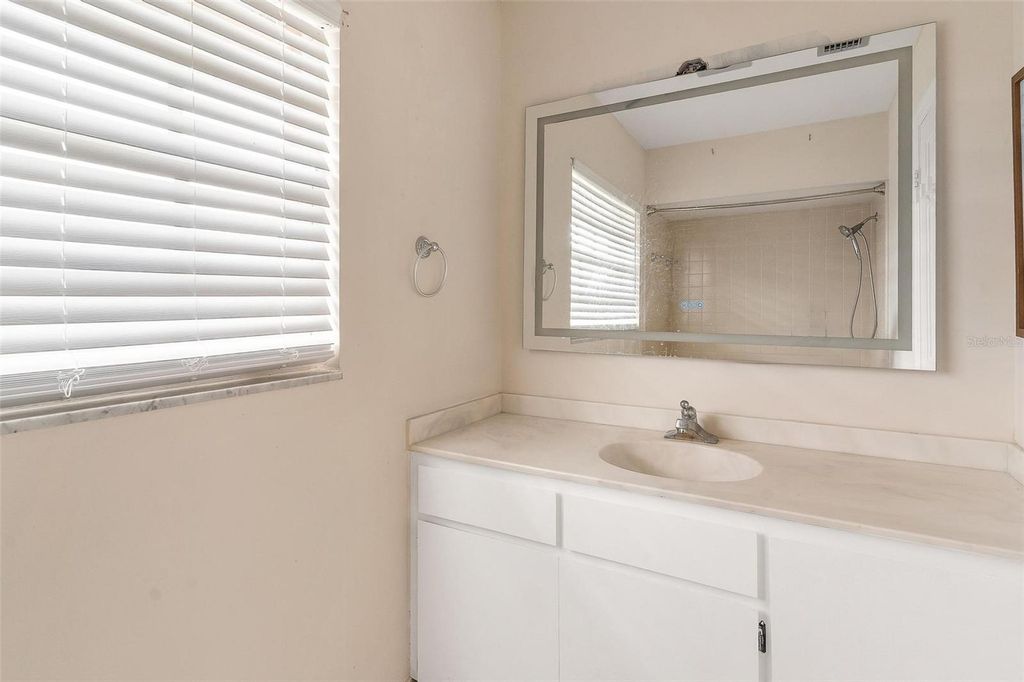 Image 28 of property listing at 2500 URICK STREET, Fruitland Park, FL 34731