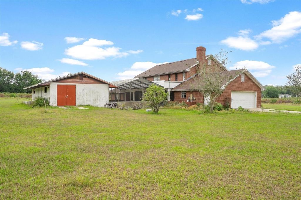 Image 45 of property listing at 2500 URICK STREET, Fruitland Park, FL 34731