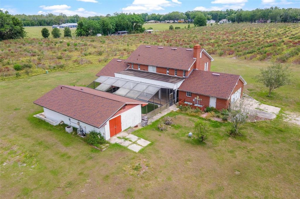 Image 53 of property listing at 2500 URICK STREET, Fruitland Park, FL 34731