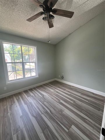 11359 STRATTON PARK DRIVE, Temple Terrace, FL 33617