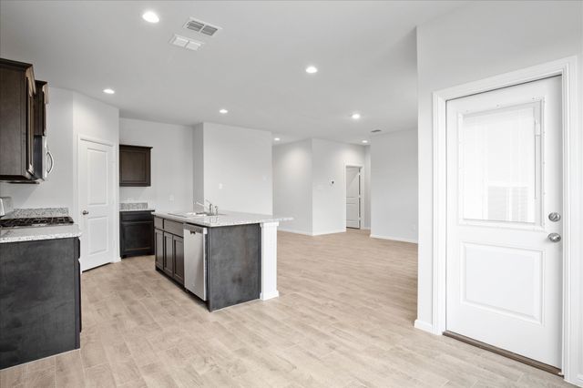2220 Barnwell Drive, Fort Worth, TX 76108