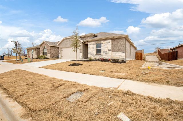 2220 Barnwell Drive, Fort Worth, TX 76108