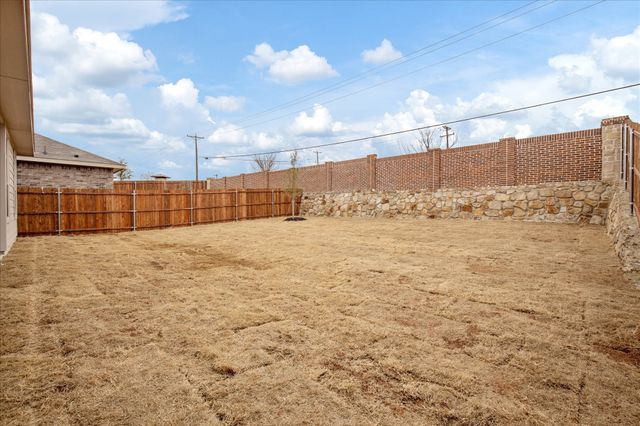 2220 Barnwell Drive, Fort Worth, TX 76108