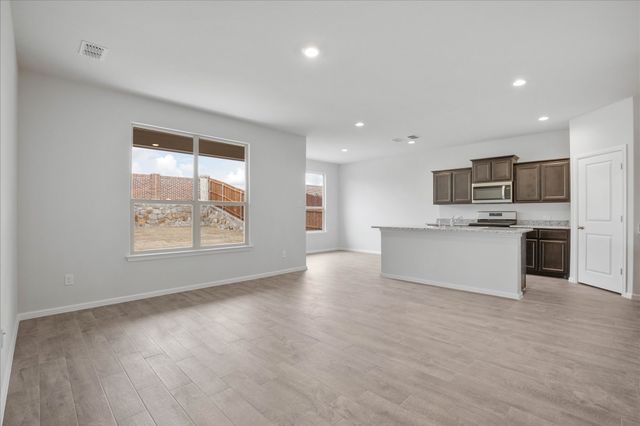 2220 Barnwell Drive, Fort Worth, TX 76108