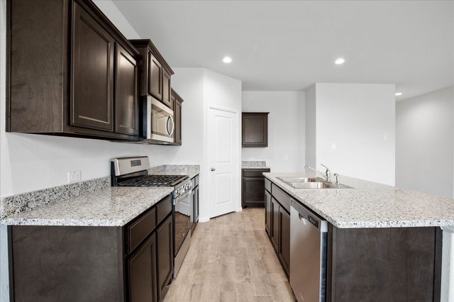 2220 Barnwell Drive, Fort Worth, TX 76108