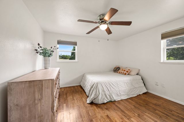3900 Moseley Road, Cross Roads, TX 76227