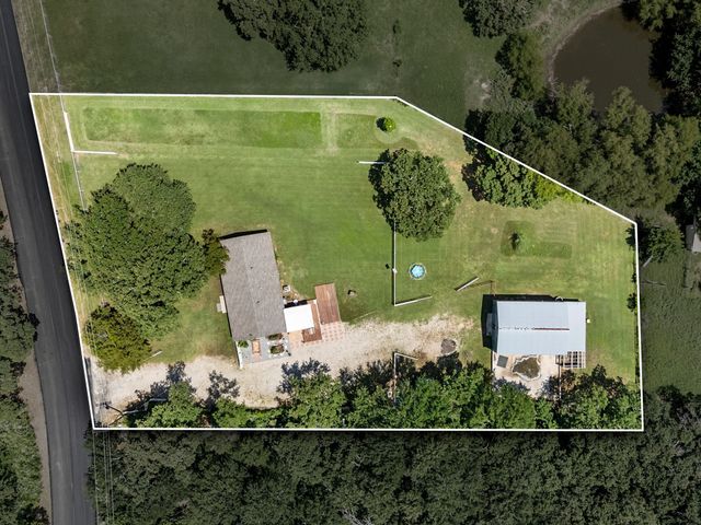 3900 Moseley Road, Cross Roads, TX 76227