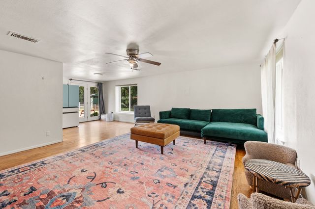 3900 Moseley Road, Cross Roads, TX 76227