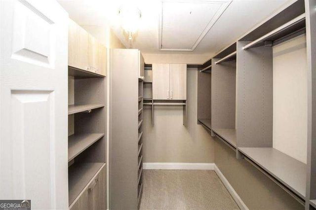 1004 E Paces Chase NE, Atlanta, GA 30326