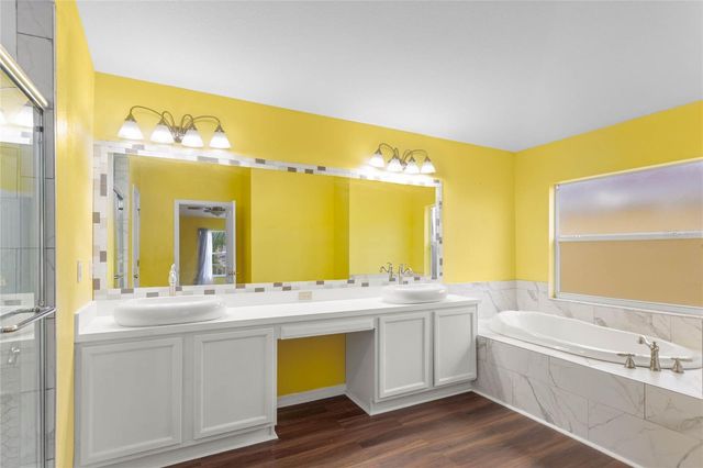 27012 SEA BREEZE WAY, Wesley Chapel, FL 33544