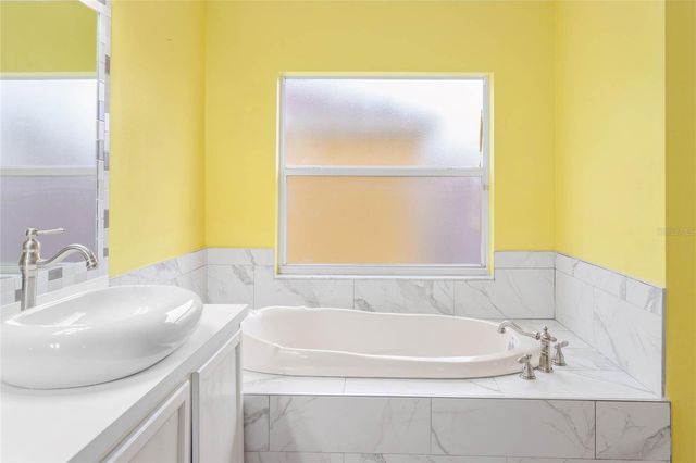 27012 SEA BREEZE WAY, Wesley Chapel, FL 33544