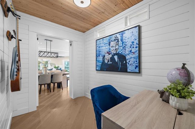 330 LEEWARD ISLAND, Clearwater Beach, FL 33767