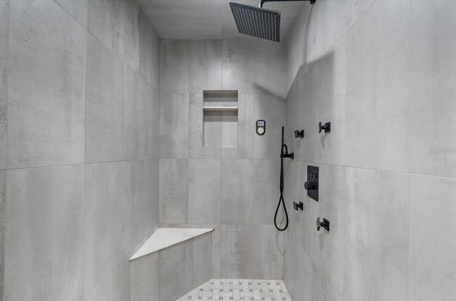 330 LEEWARD ISLAND, Clearwater Beach, FL 33767