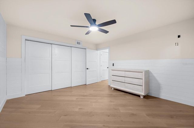 330 LEEWARD ISLAND, Clearwater Beach, FL 33767