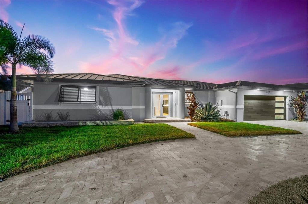 330 LEEWARD ISLAND, Clearwater Beach, FL 33767