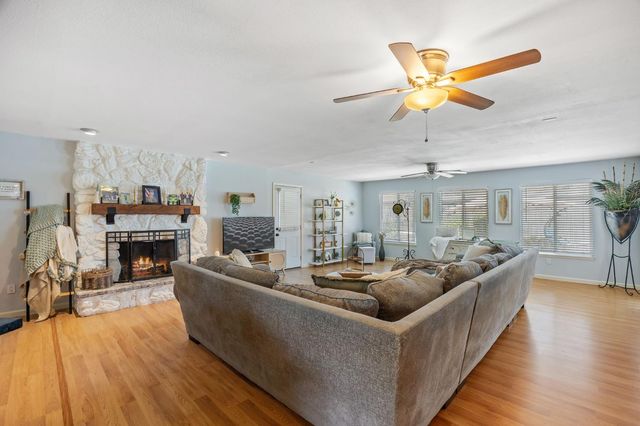 1609 Mckinley Ave, Woodland, CA 95695