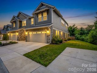 572 Sweet Birch Park Lane, Black Mountain, NC 28711