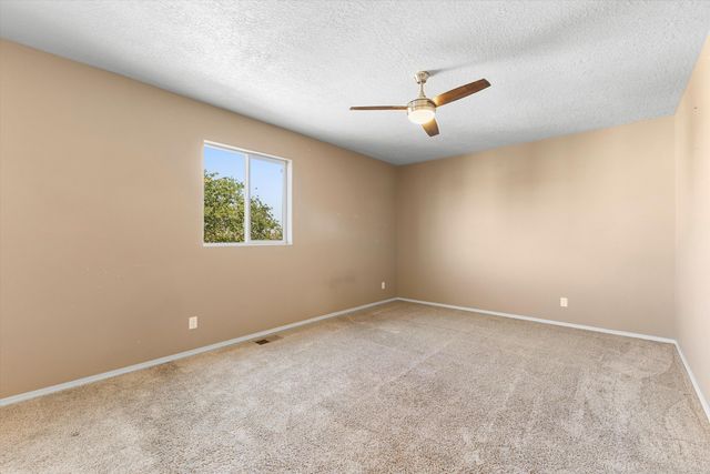 6708 Mountain Hawk Loop NE, Rio Rancho, NM 87144