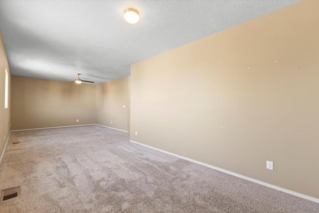 6708 Mountain Hawk Loop NE, Rio Rancho, NM 87144
