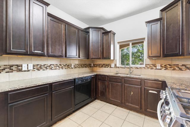 6708 Mountain Hawk Loop NE, Rio Rancho, NM 87144