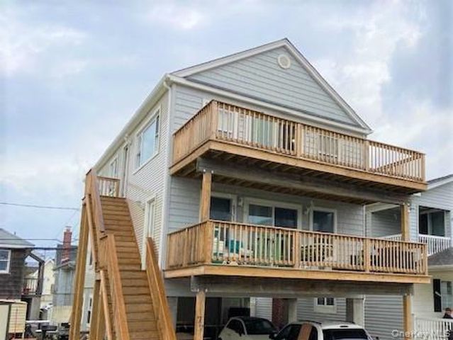 77 Kentucky Street Upper, Long Beach, NY 11561
