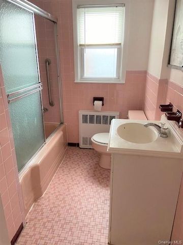 77 Kentucky Street Upper, Long Beach, NY 11561