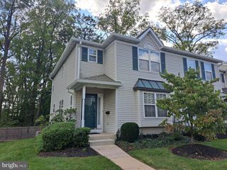 122 YORKSHIRE WAY, Hatboro, PA 19040