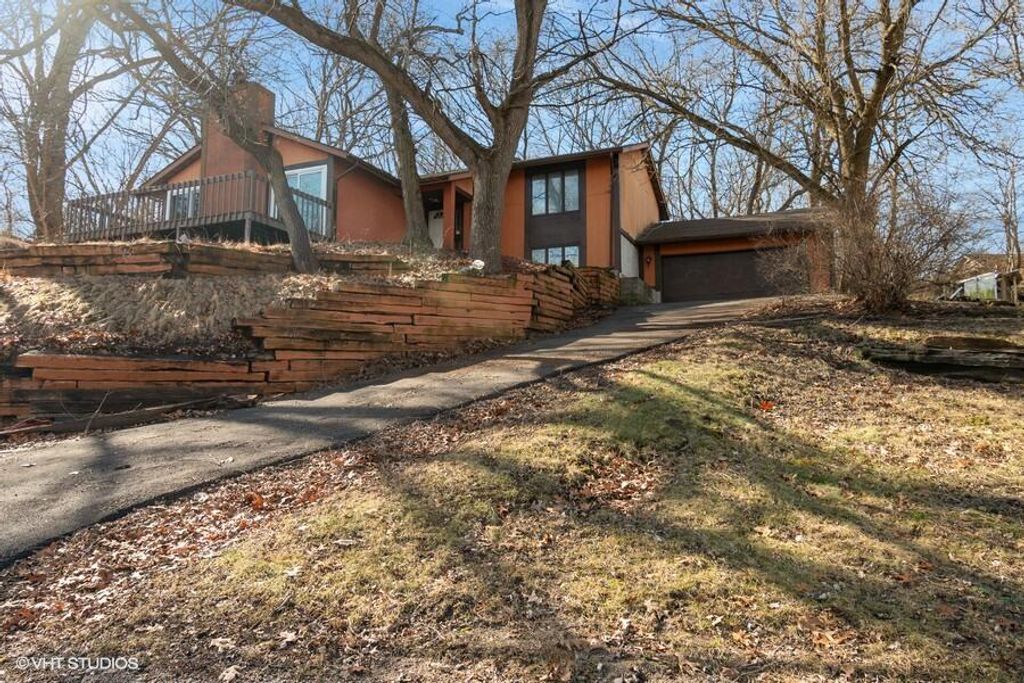 7641 Juniper Avenue, Gary, IN 46403