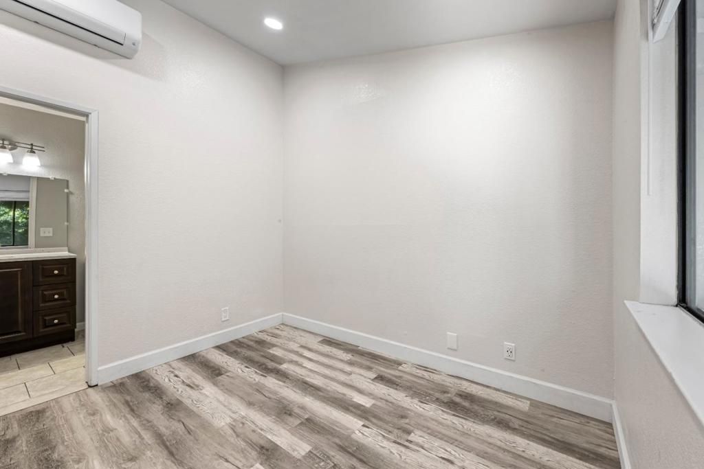 Image 26 of property listing at 482 S Willard Avenue, San Jose, CA 95126