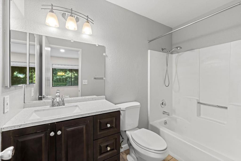 Image 27 of property listing at 482 S Willard Avenue, San Jose, CA 95126